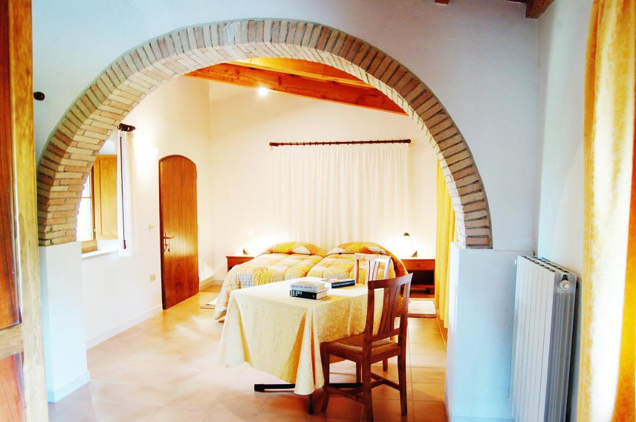 Le Valli Aparthotel Pomarance Δωμάτιο φωτογραφία